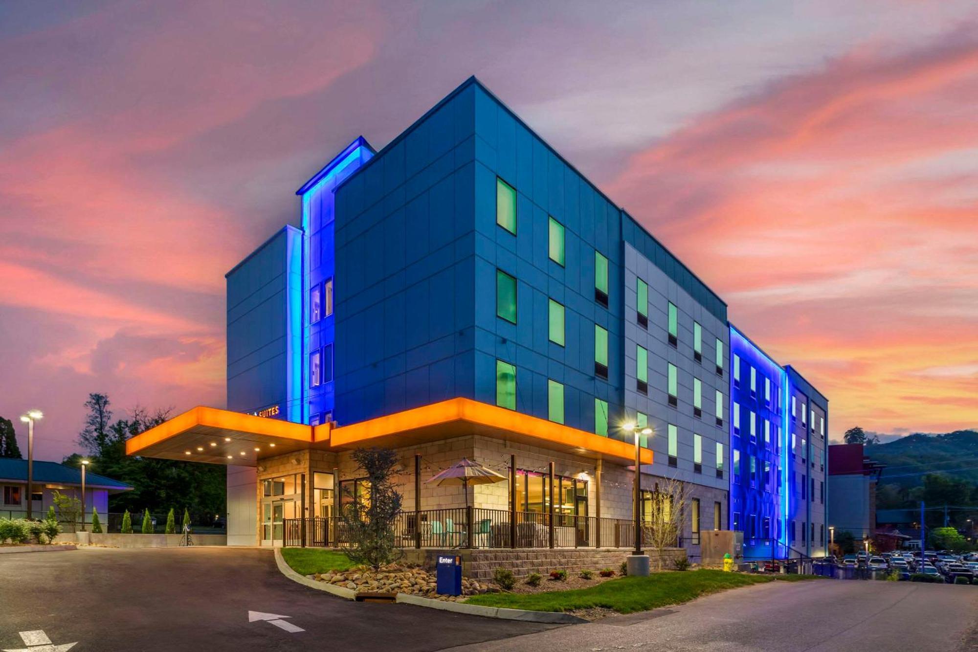 Comfort Suites Gatlinburg Downtown-Convention Center Экстерьер фото