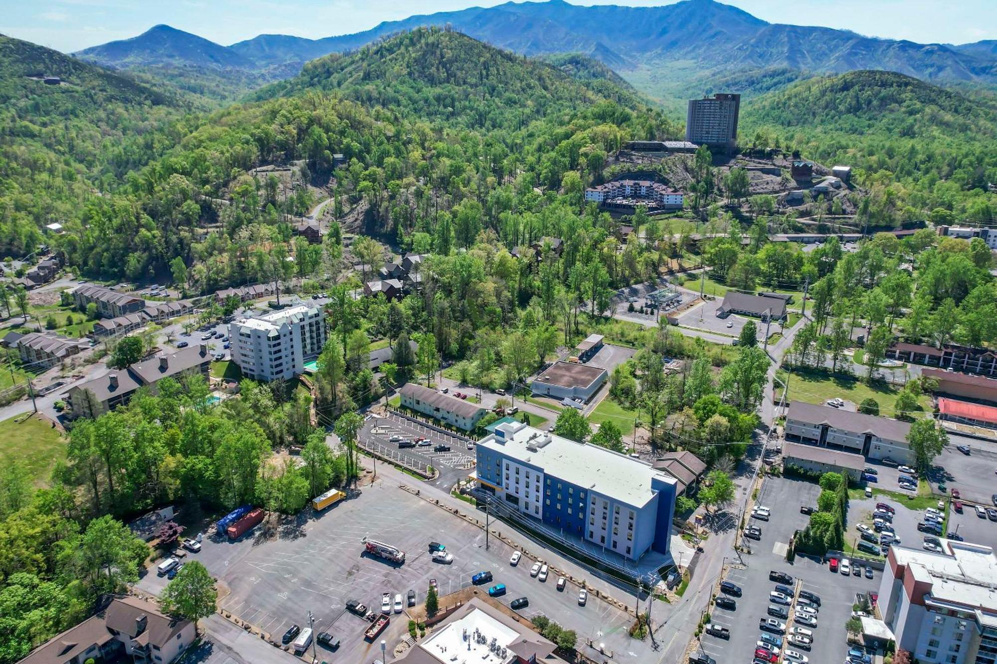 Comfort Suites Gatlinburg Downtown-Convention Center Экстерьер фото