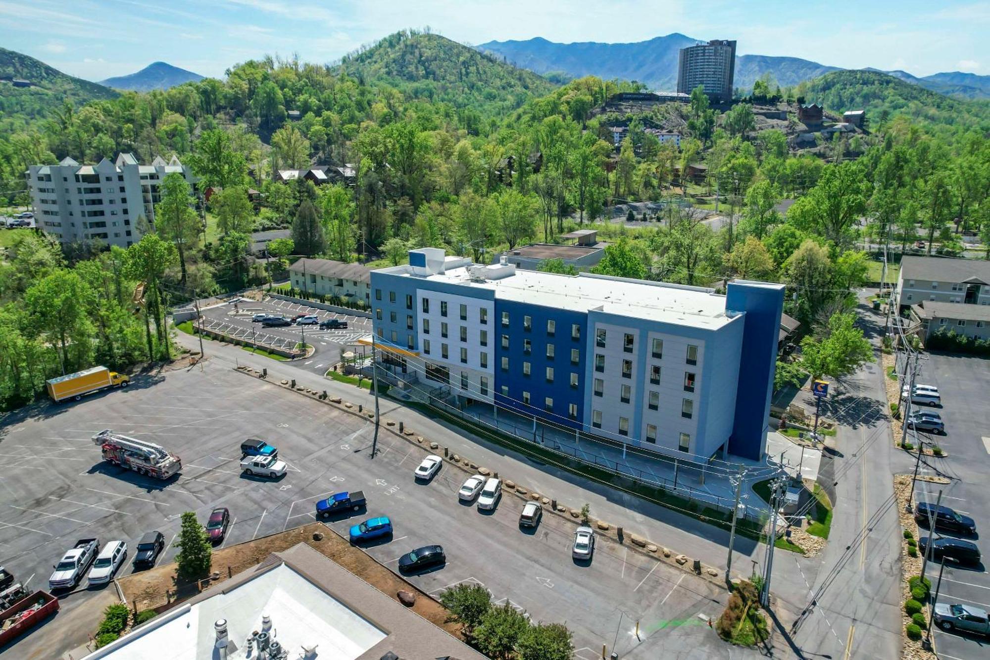 Comfort Suites Gatlinburg Downtown-Convention Center Экстерьер фото