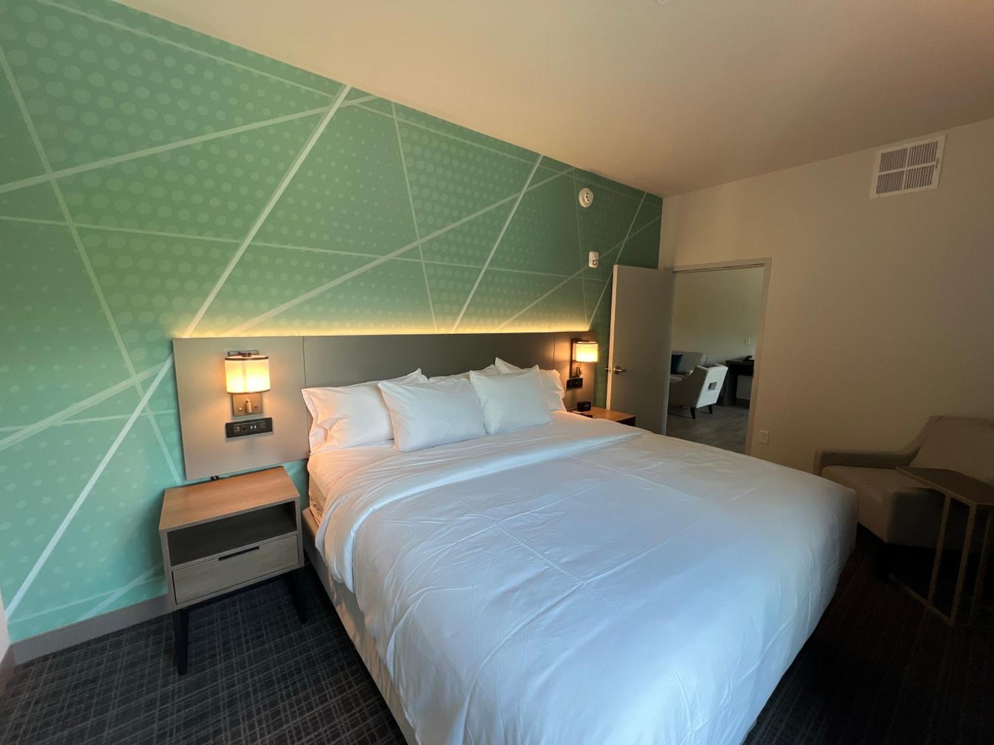 Comfort Suites Gatlinburg Downtown-Convention Center Экстерьер фото