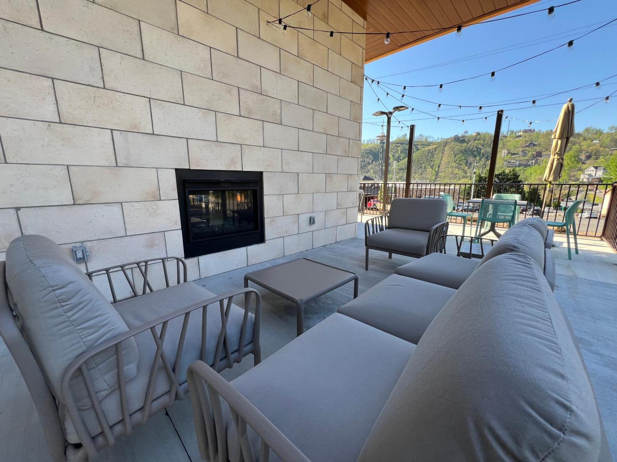 Comfort Suites Gatlinburg Downtown-Convention Center Экстерьер фото