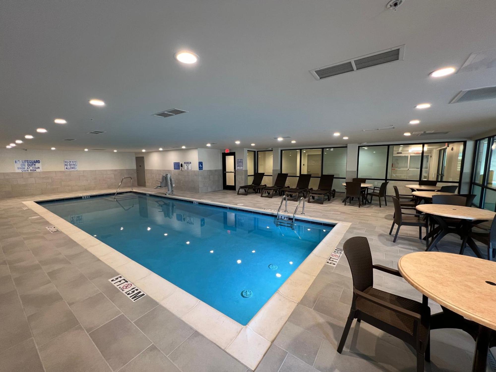 Comfort Suites Gatlinburg Downtown-Convention Center Экстерьер фото